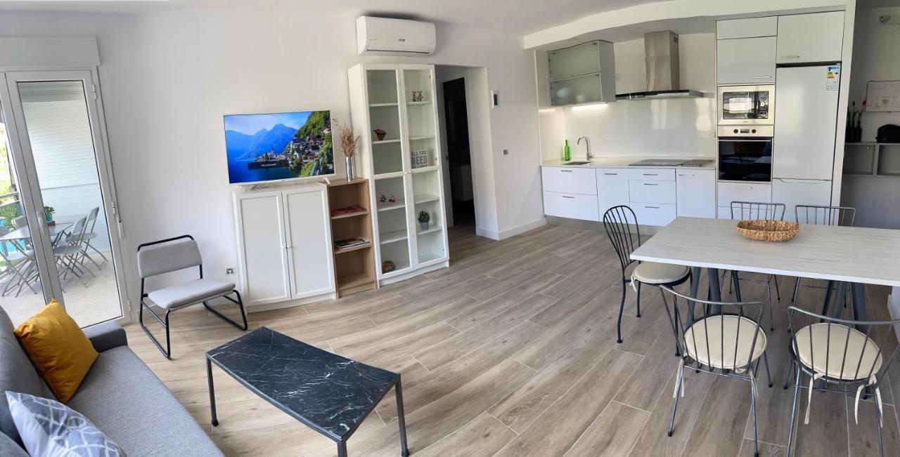 Delux Apartament 萨洛 外观 照片